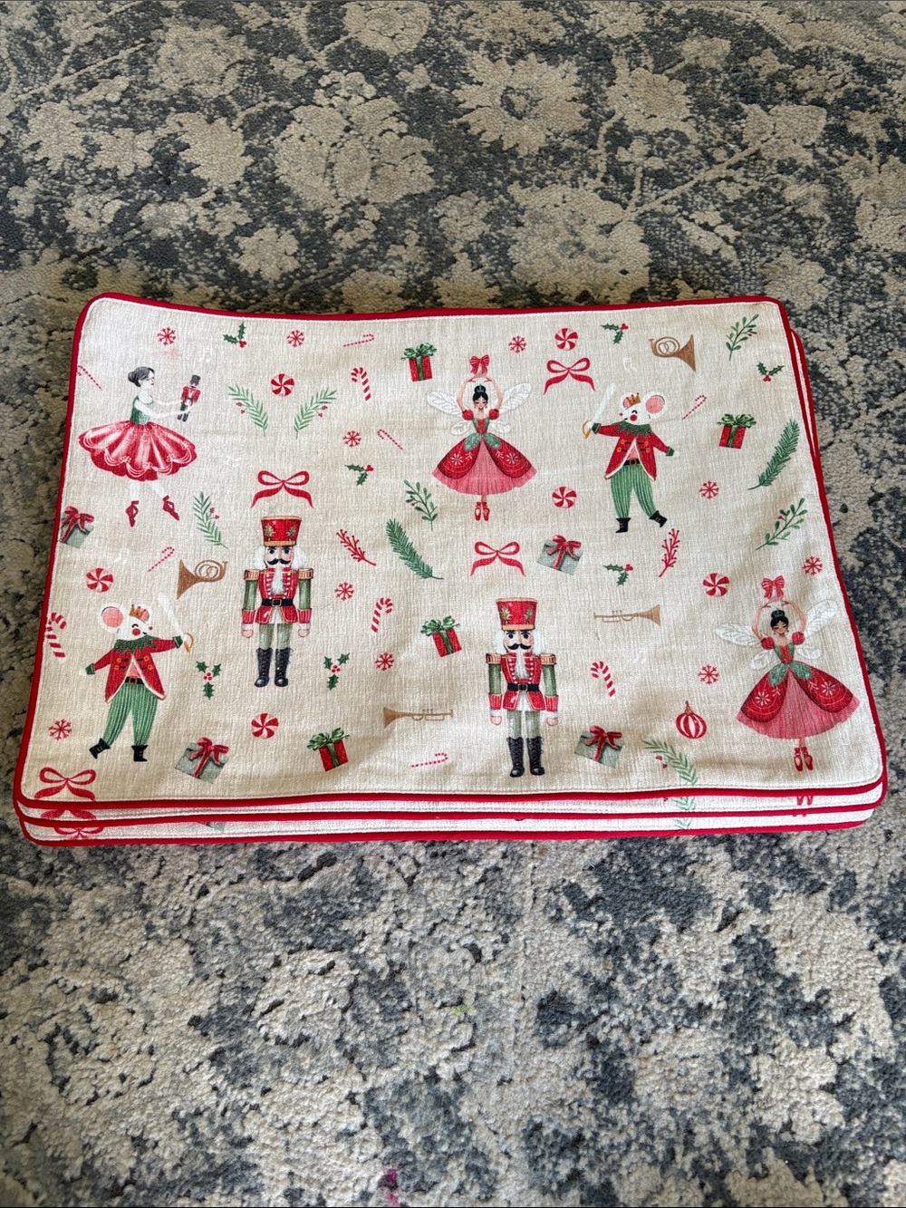 Cupcakes & Cashmere NUTCRACKER BALLET Christmas Placemats 13x19 Set 8